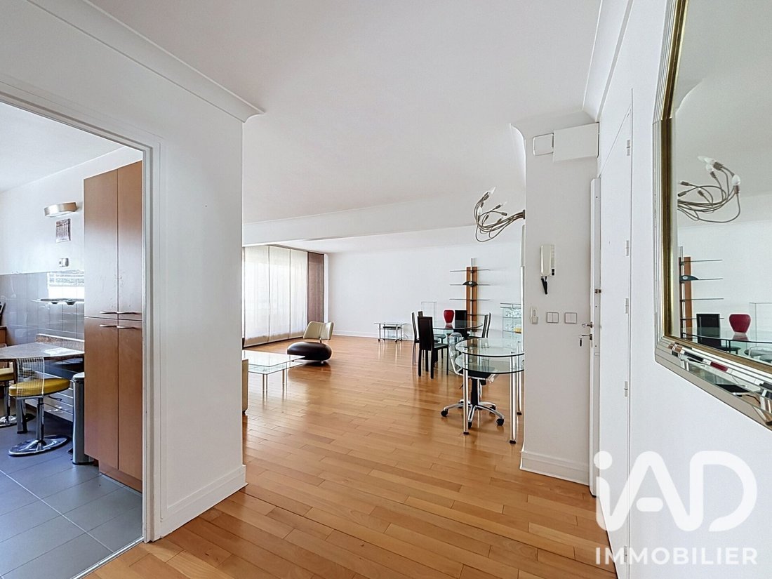 Apartment in Violet Commerce, Paris 15e Arrondissement, Paris 5 - 18406156