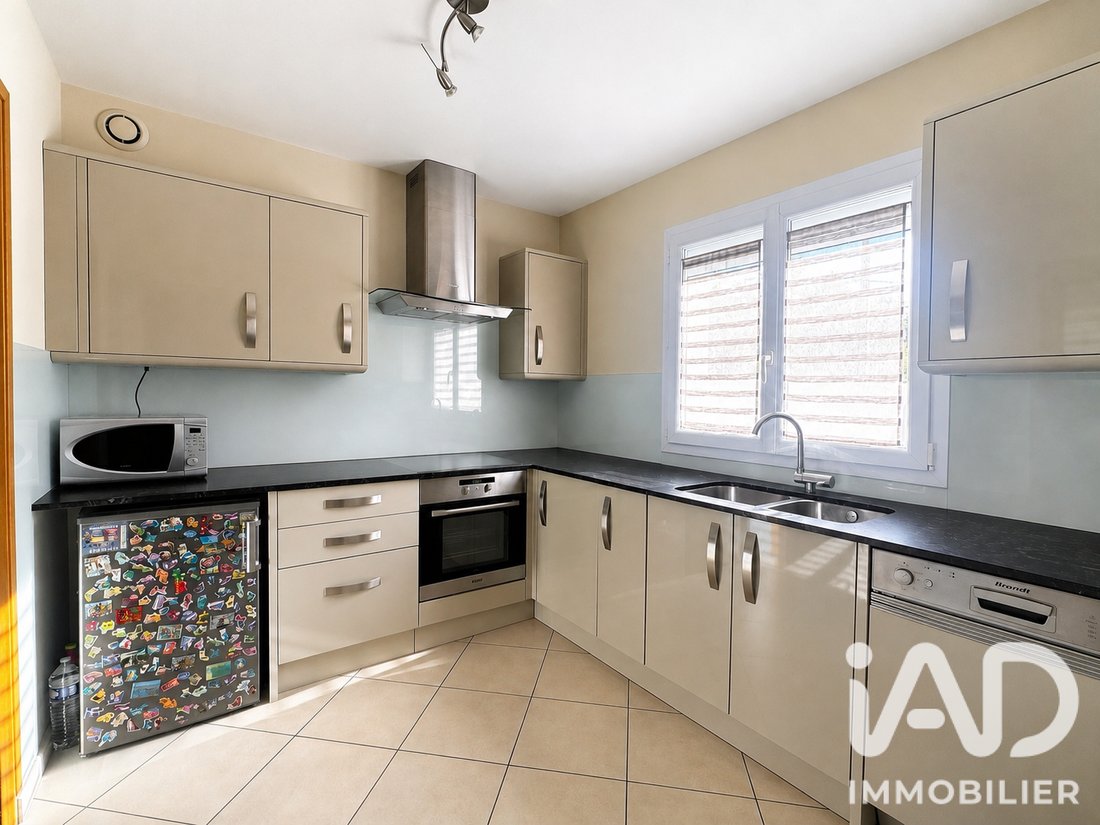 House in Chatou, Ile-de-France, France 2 - 18406155