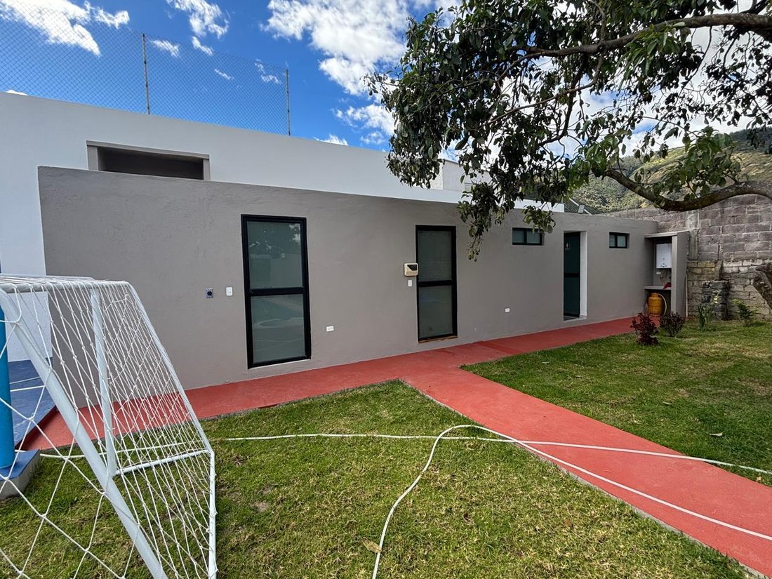 Casa a Quito, Provincia del Pichincha, Ecuador 5 - 18402578