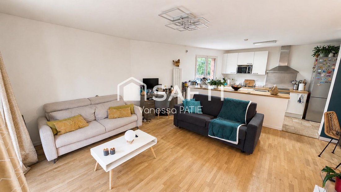 Apartment in Espaces Jeunes, Issy-les-Moulineaux, France 3 - 17055867