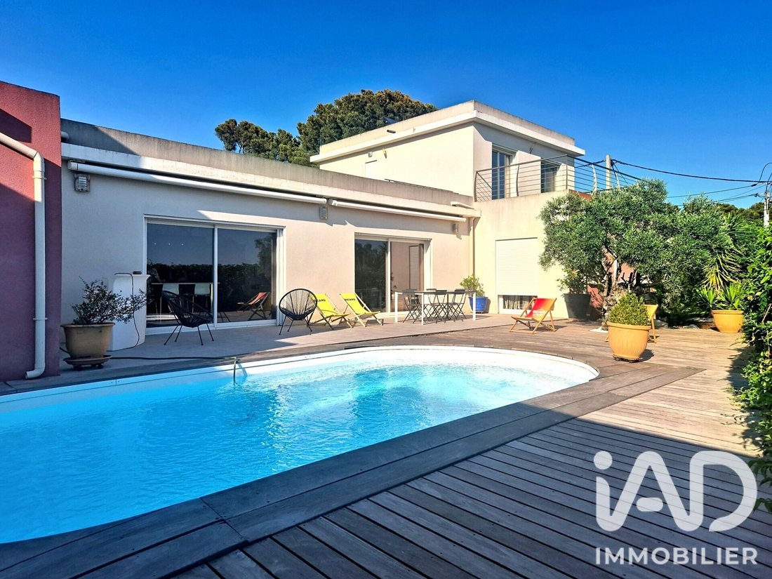 House in Croix-Sainte Saint Jean la Gafette, Martigues, France 1 - 18406119