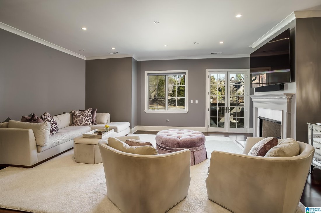 Condo in Mountain Brook, Alabama, United States 5 - 18402218