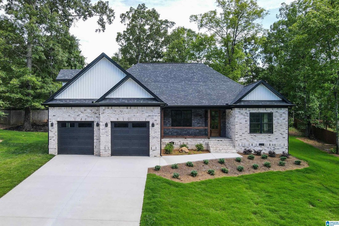 House in Anniston, Alabama, United States 1 - 18400853