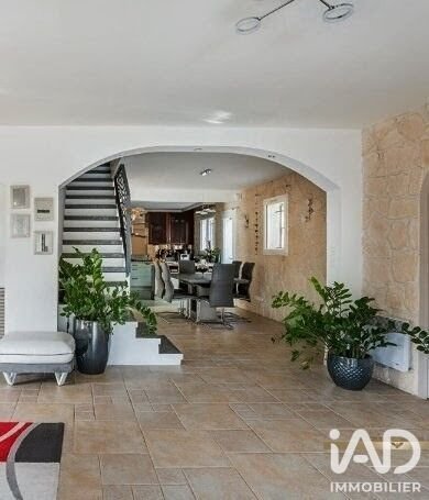 House in Ensuès-la-Redonne, Provence-Alpes-Côte d'Azur, France 3 - 18406173