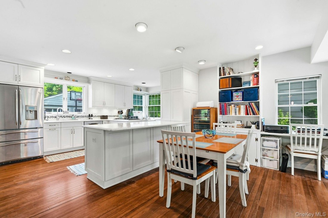 House in Port Washington, New York, United States 5 - 18364435