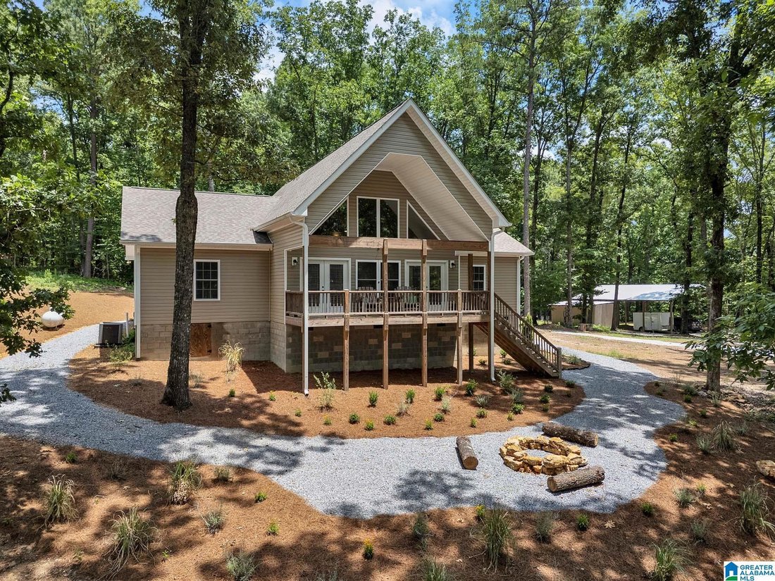 House in Westover, Alabama, United States 1 - 18400916