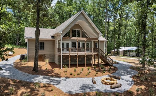 House in Westover, Alabama, United States 1
