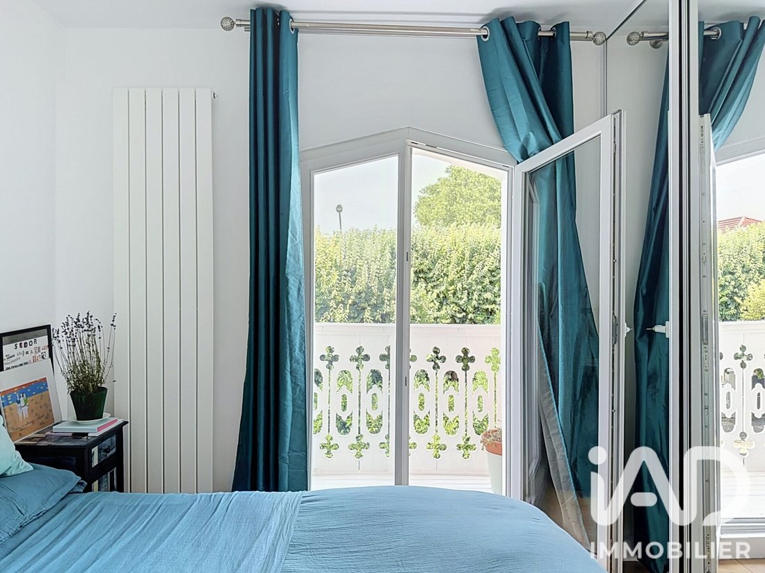 Apartment in L'Ile d'Amour, Le Perreux-sur-Marne, France 3 - 18406113