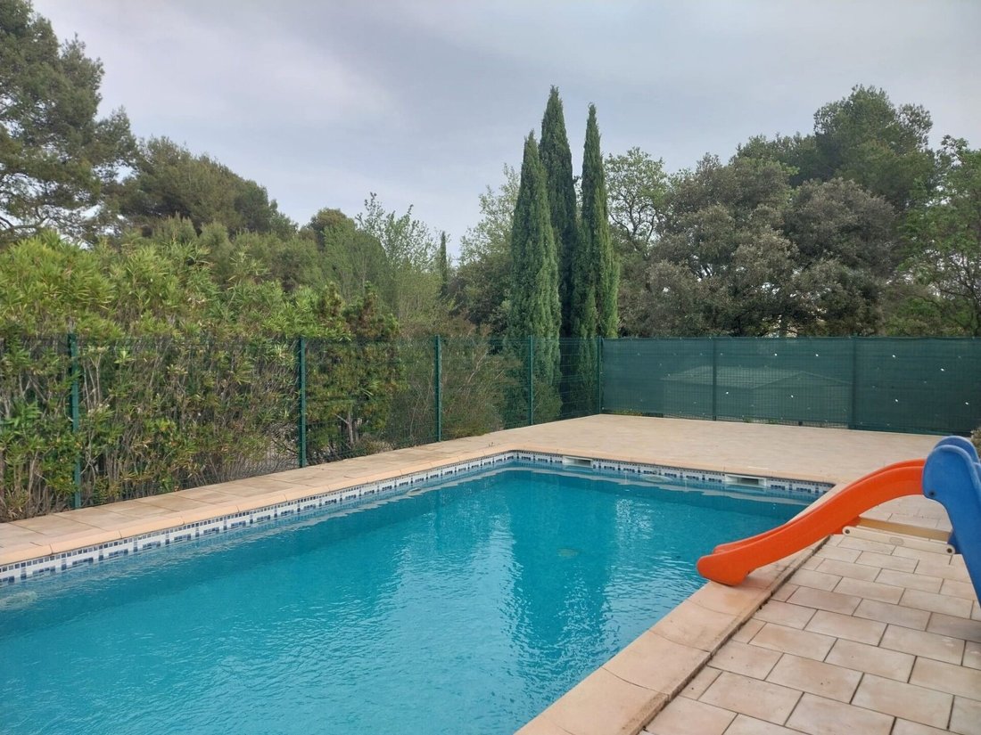 House in Puget, Provence-Alpes-Côte d'Azur, France 1 - 17287574