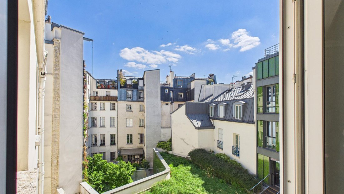 Apartment in Palais Royal, Paris 1er Arrondissement, Paris 2 - 18402434