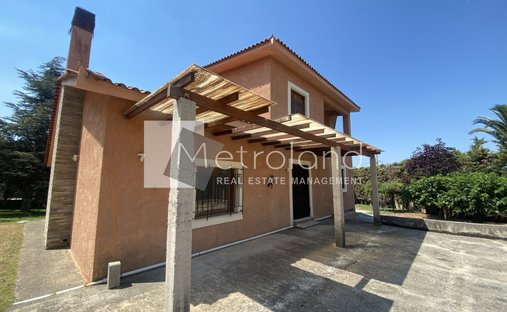 Villa in Penteli, Attica, Greece 1