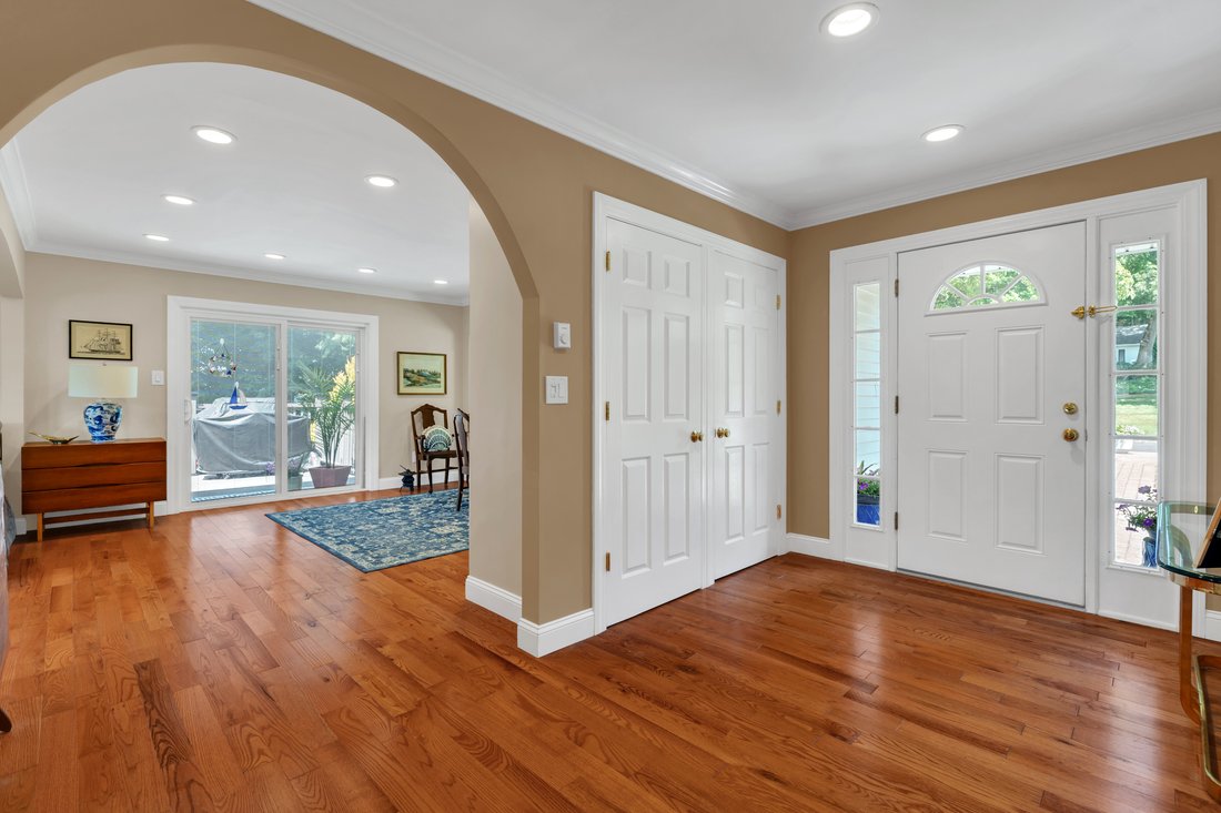 House in East Lyme, Connecticut, United States 3 - 18401591