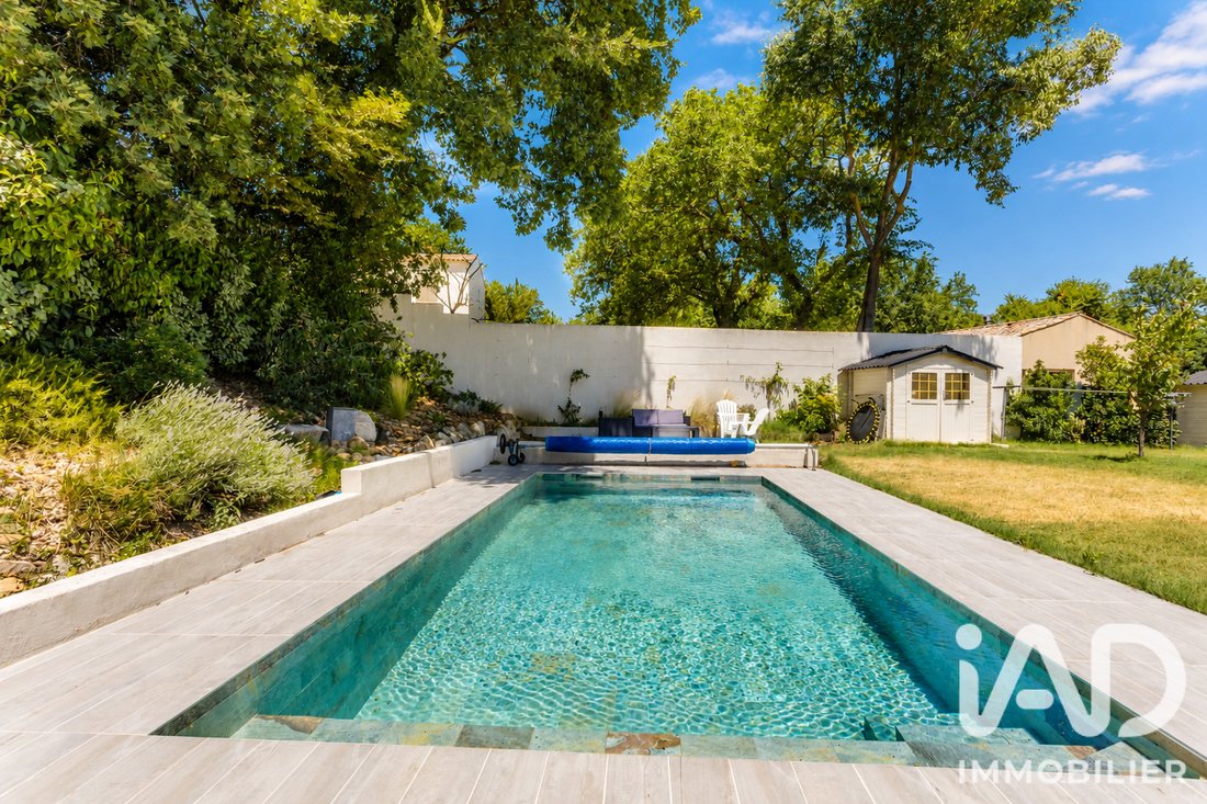 House in Ouest, Rochefort-du-Gard, France 2 - 16938640
