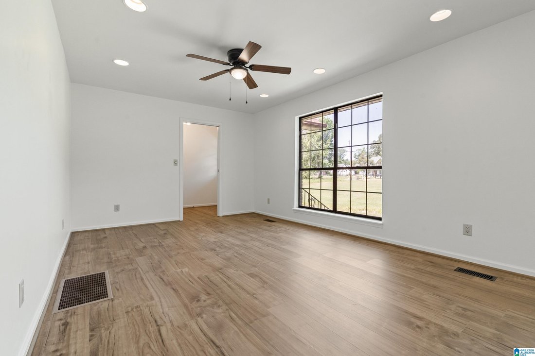 House in Calera, Alabama, United States 4 - 18402310