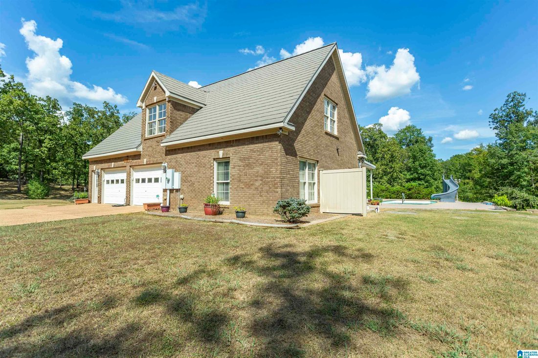 House in Calera, Alabama, United States 4 - 18401100