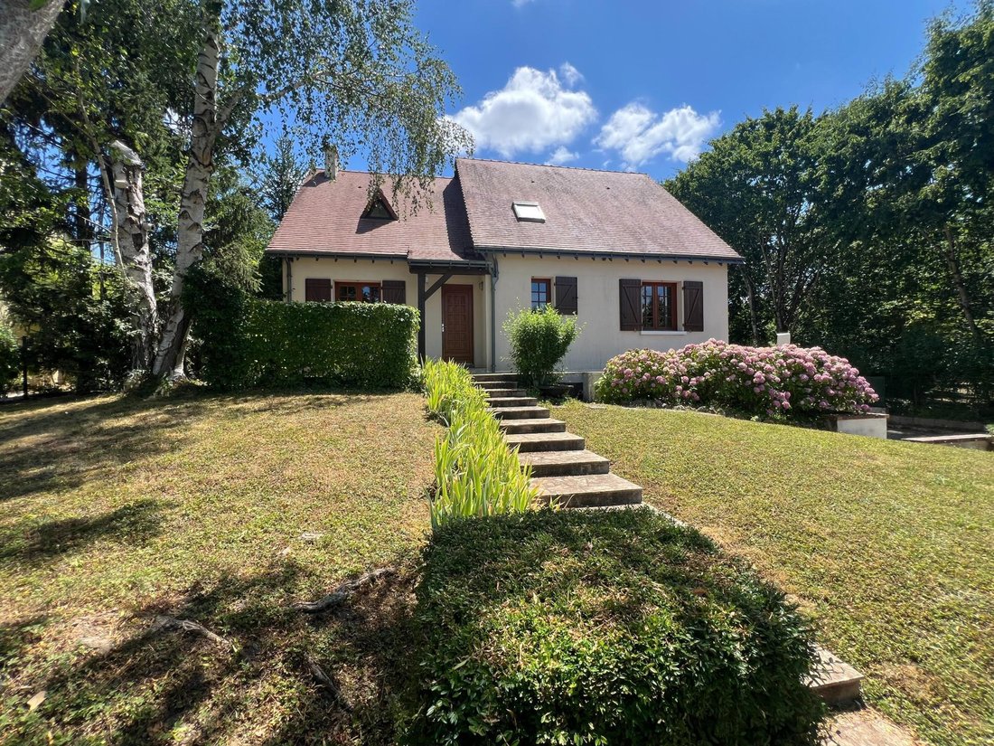 House in Saint-Avertin, Centre-Val de Loire, France 1 - 18402429