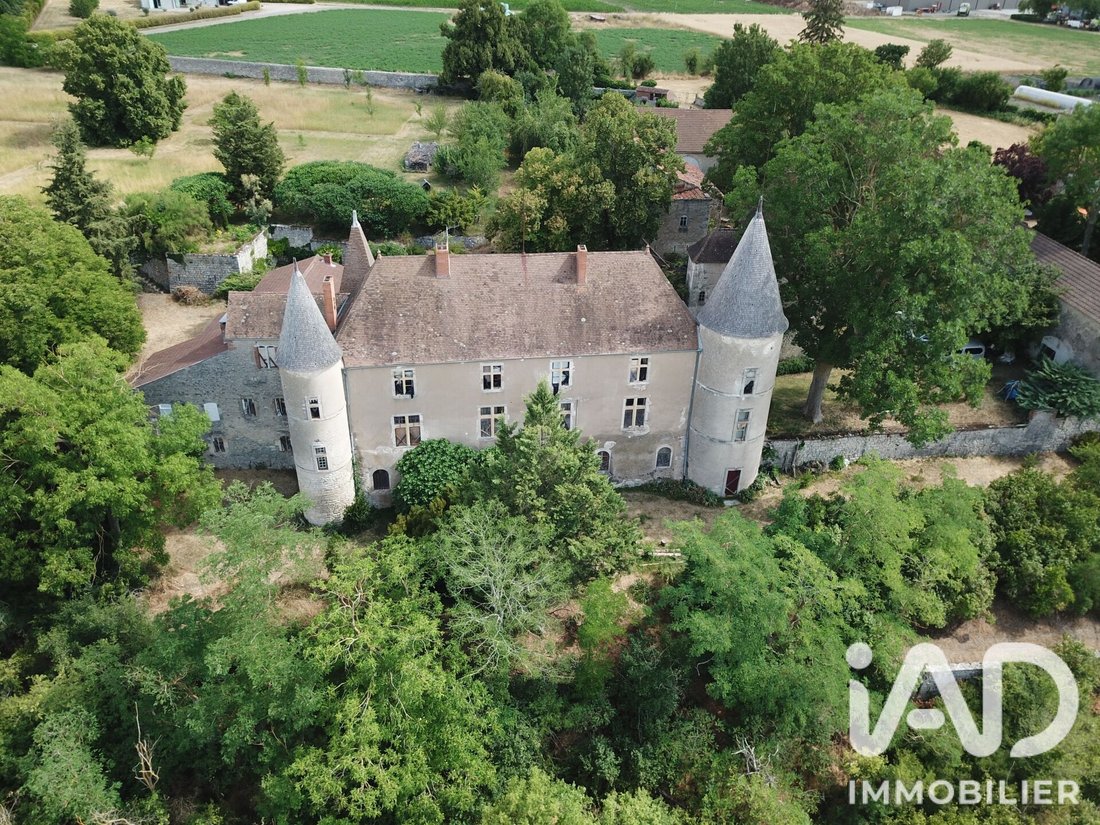 House in Vicq, Auvergne-Rhône-Alpes, France 1 - 18406194