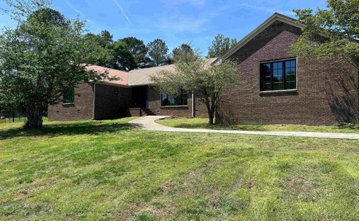 House in Blountsville, Alabama, United States 1