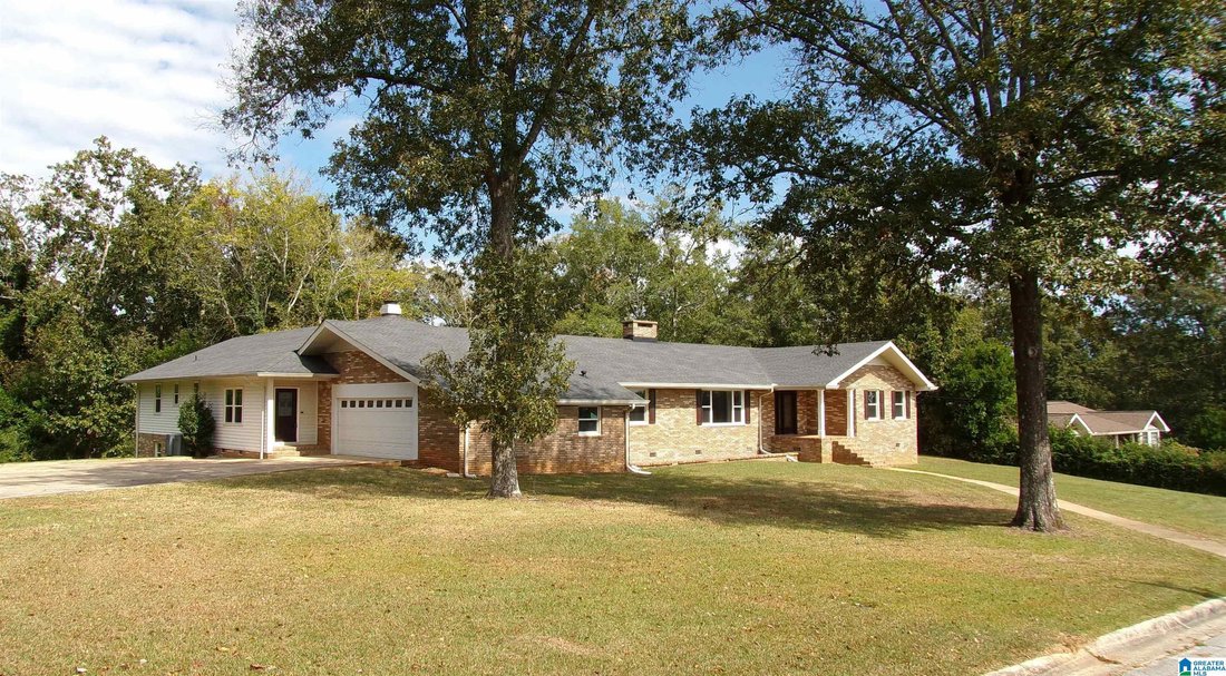 House in Anniston, Alabama, United States 1 - 18401022