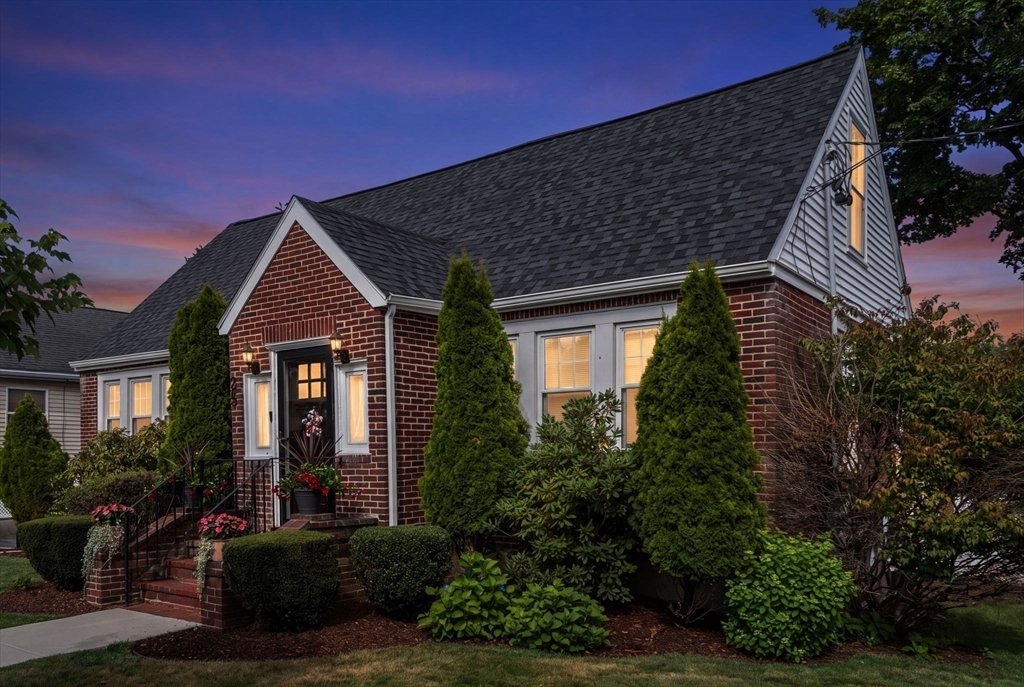 House in Watertown, Massachusetts, United States 1 - 18396694