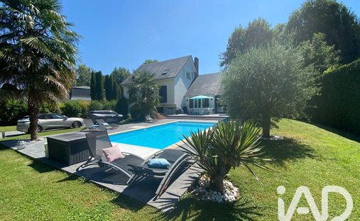 Casa en Ronquerolles, Isla de Francia, Francia 1