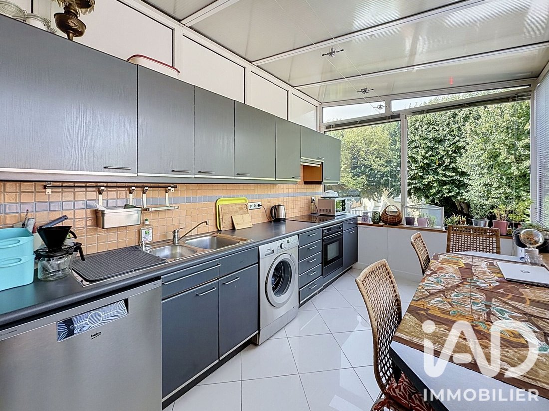 Apartment in L'Ile d'Amour, Le Perreux-sur-Marne, France 2 - 18406113