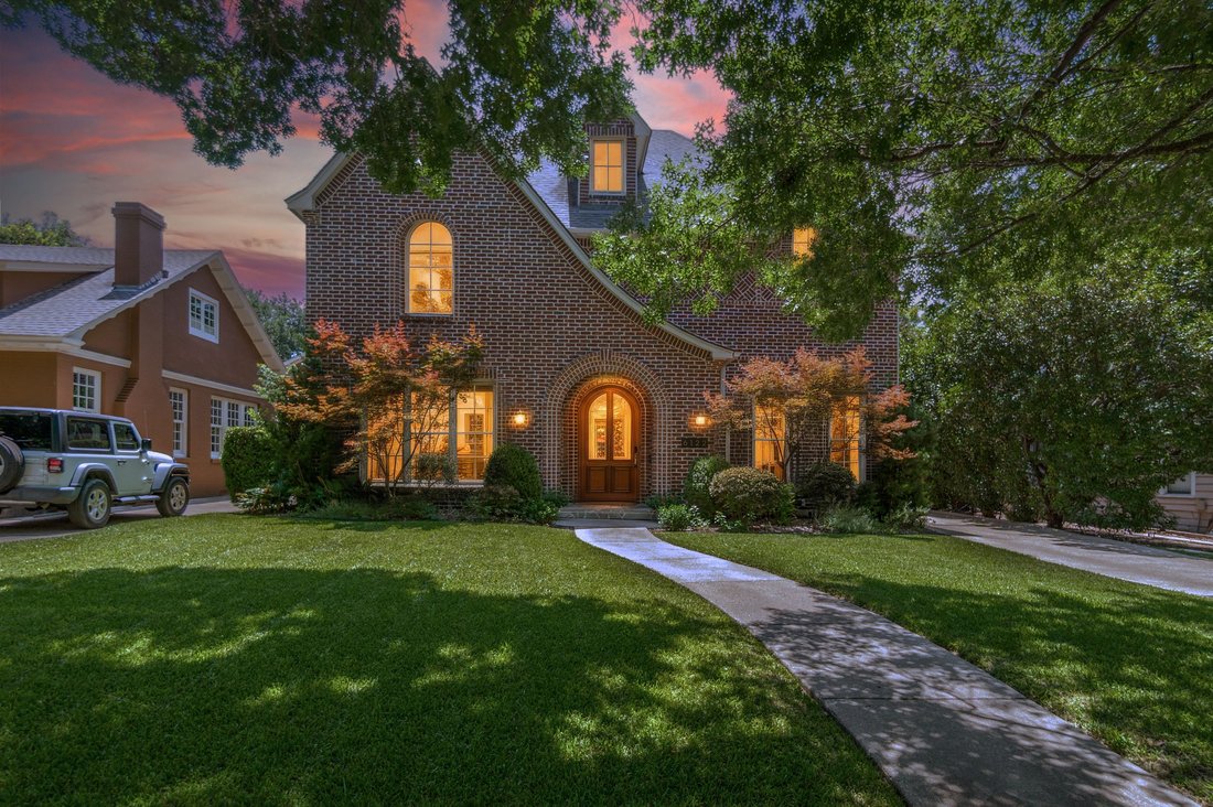House in Dallas, Texas, United States 1 - 18402556