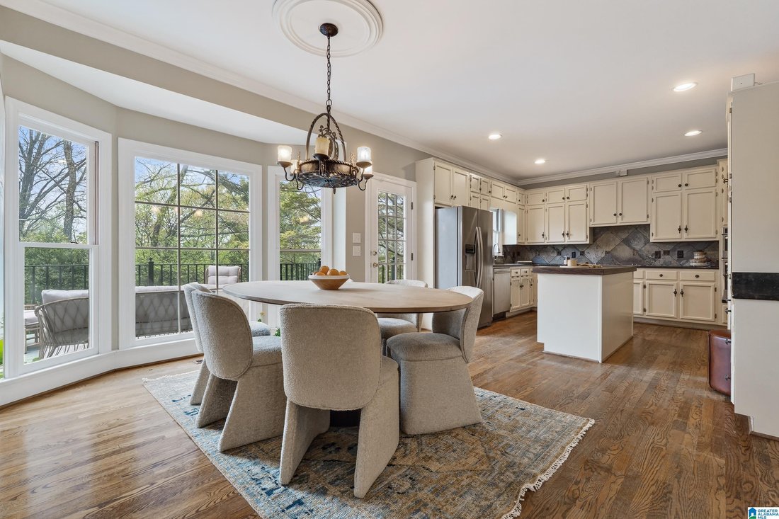 House in Mountain Brook, Alabama, United States 1 - 18401360