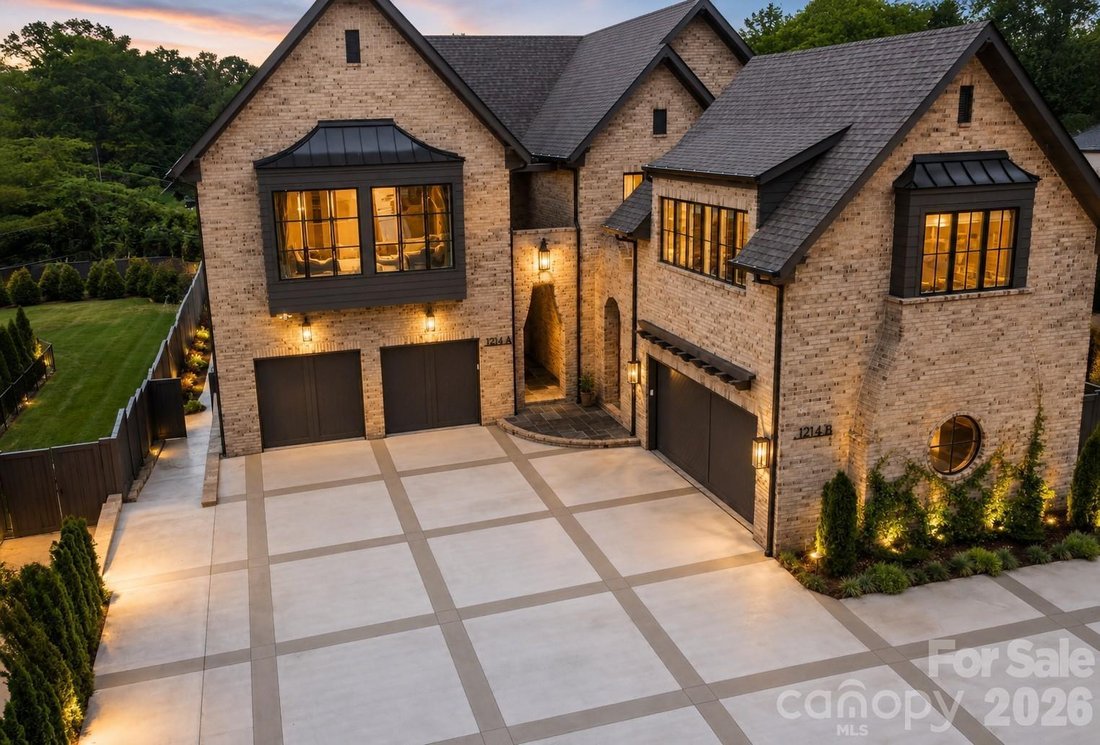 Condo in Charlotte, North Carolina, United States 3 - 18402468