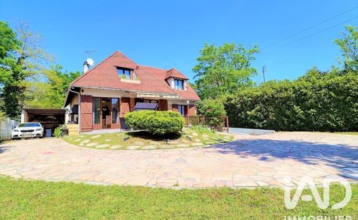 House in Val Notre Dame-La Tour Billy, Argenteuil, France 1