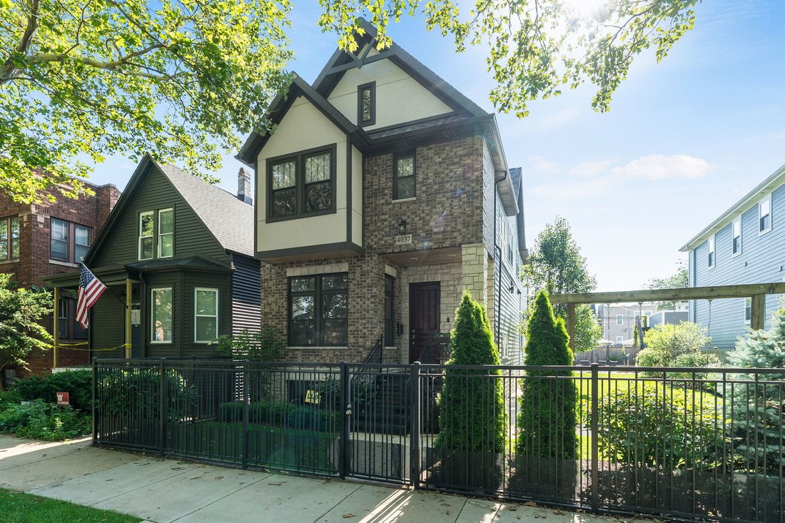 House in Chicago, Illinois, United States 1 - 18402358