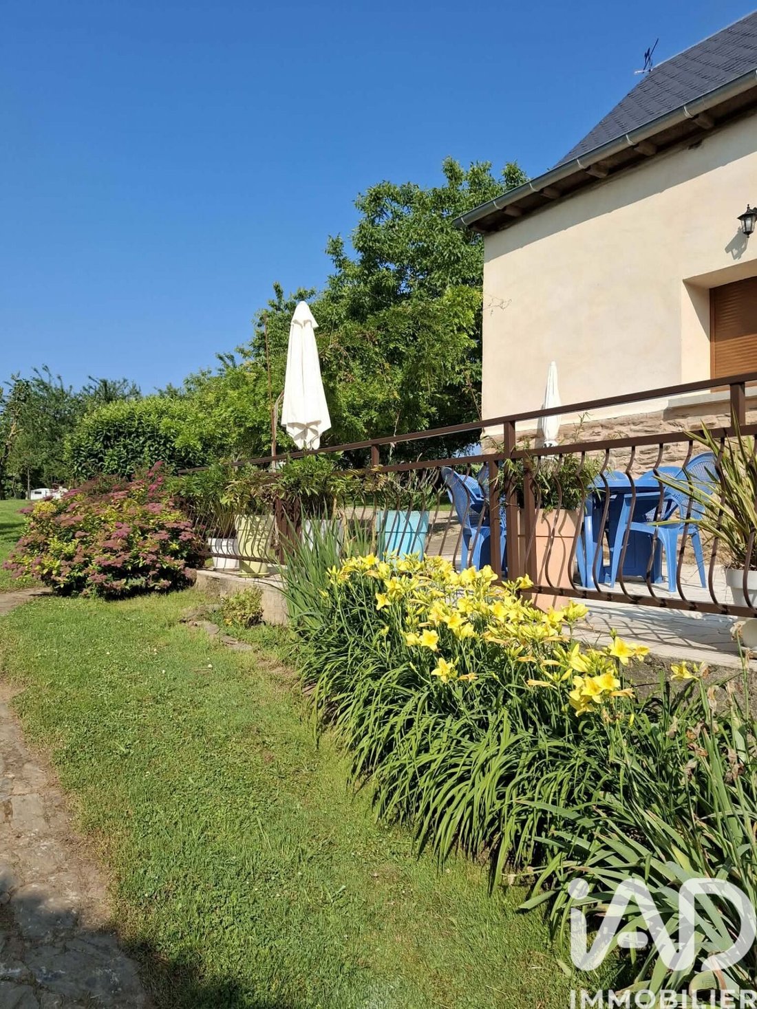 House in La Salvetat-Peyrales, Occitania, France 4 - 18402572