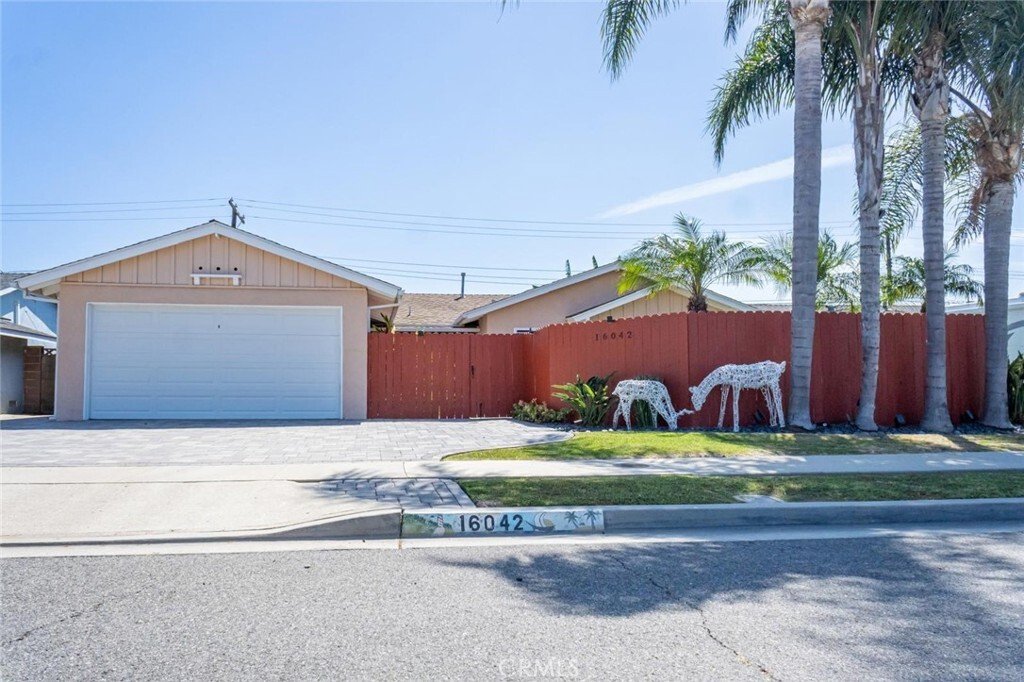 House in Huntington Beach, California, United States 1 - 17821778