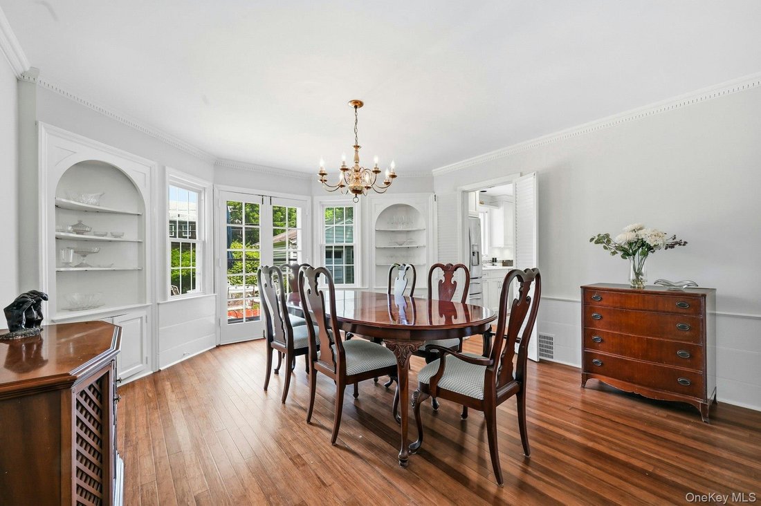 House in Port Washington, New York, United States 4 - 18364435