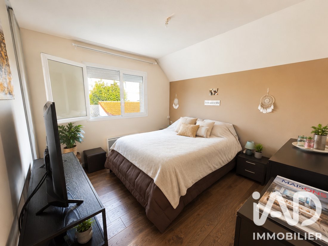 House in Chatou, Ile-de-France, France 5 - 18406155