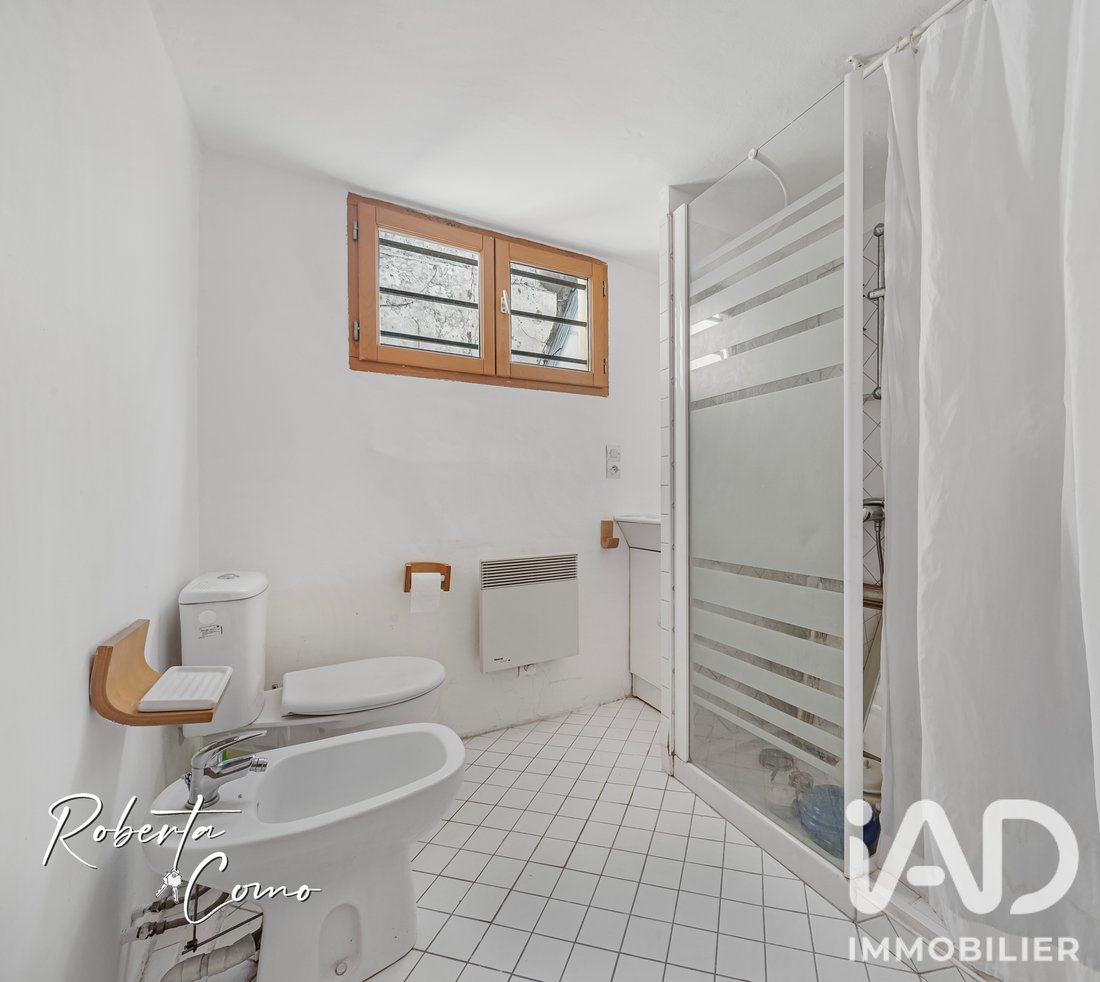 Apartment in Sainte Avoie, Paris 3e Arrondissement, Paris 4 - 18290014