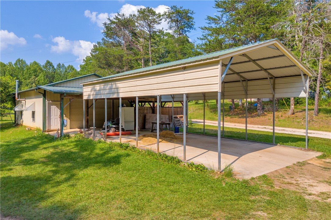 Mountain Rest, South Carolina, United States 4 - 18402135