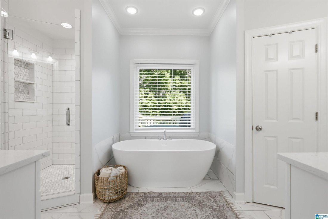House in Vestavia Hills, Alabama, United States 2 - 18402235
