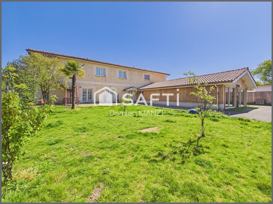 House in Sanguinet, Nouvelle-Aquitaine, France 1 - 18402464