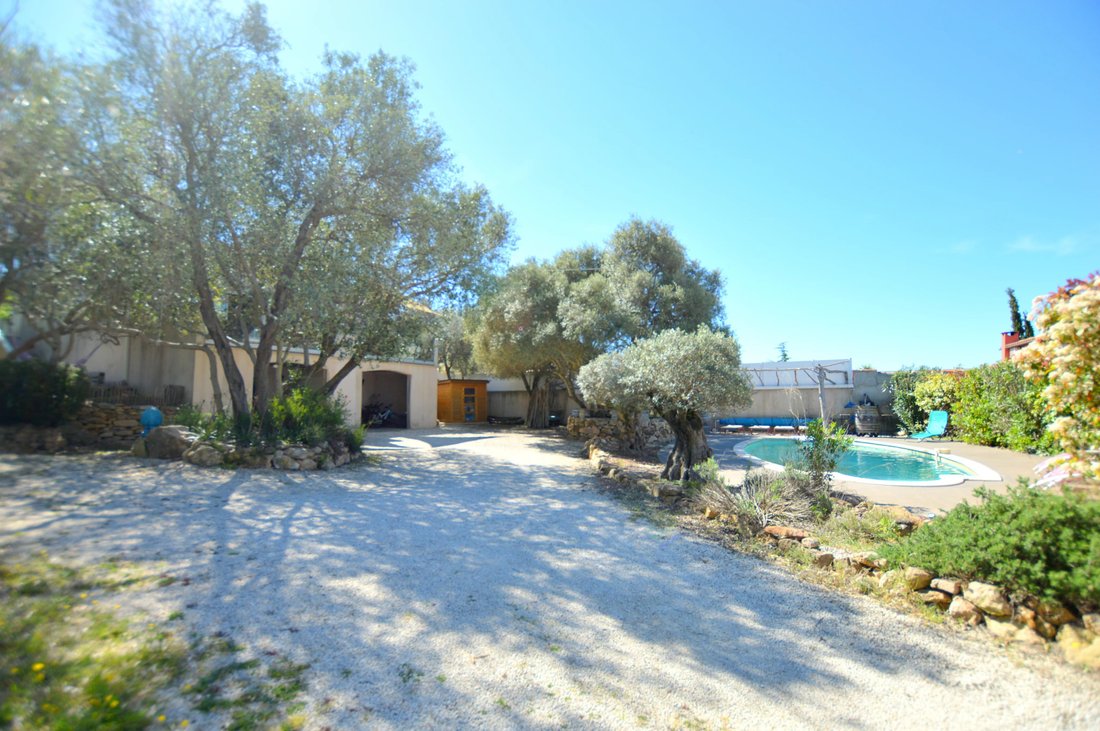 Villa in Balaruc-les-Bains, Occitania, France 1 - 18400499