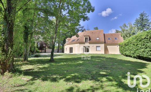 House in Feucherolles, Ile-de-France, France 1