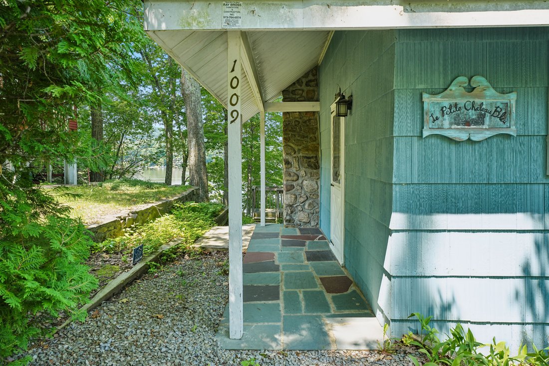 Vernon Township, New Jersey, United States 3 - 18402474