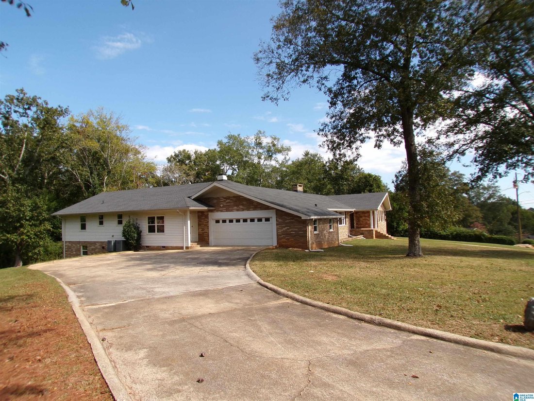 House in Anniston, Alabama, United States 2 - 18401022