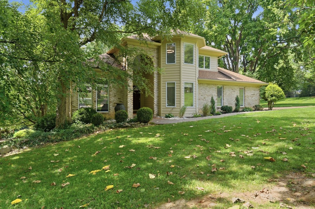 House in Watterson Park, Kentucky, United States 3 - 18402352