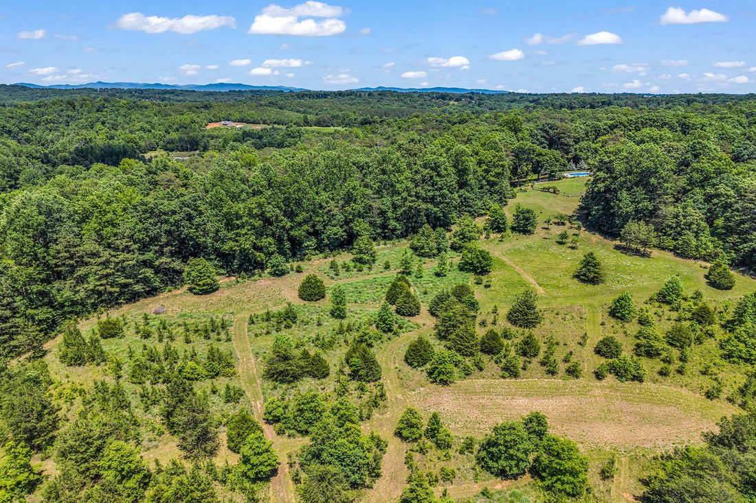 House in Rutherfordton, North Carolina, United States 4 - 18401587