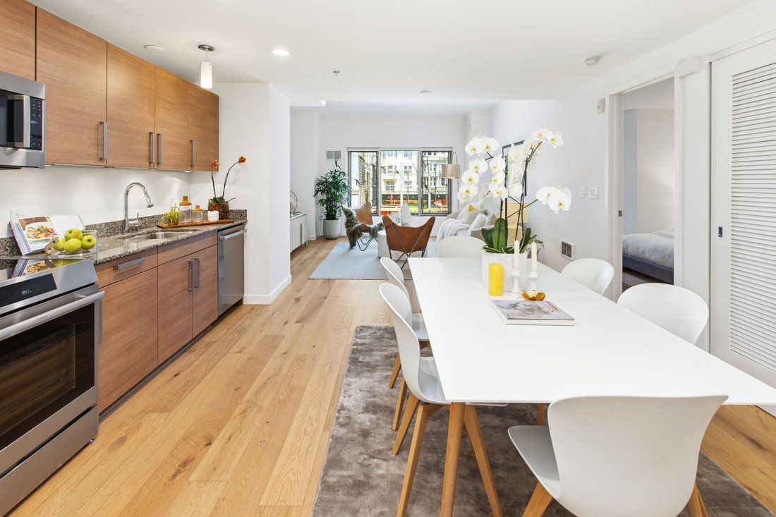 Condo in San Francisco, California, United States 1 - 18402481