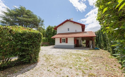 House in Anglet, Nouvelle-Aquitaine, France 1