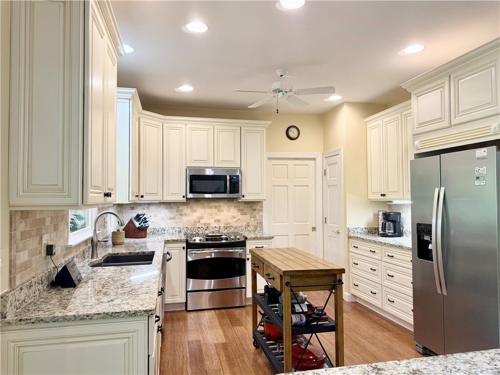 House in Salem, South Carolina, United States 3 - 18401824