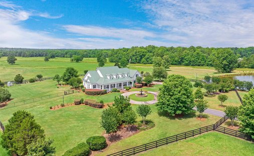 House in Eclectic, Alabama, United States 1