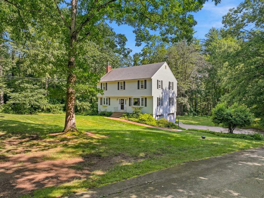 House in Amherst, New Hampshire, United States 2 - 18402558